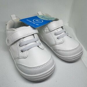 NEW WITHOUT BOX - Stride Rite 360 Tate 2.0 Sneaker